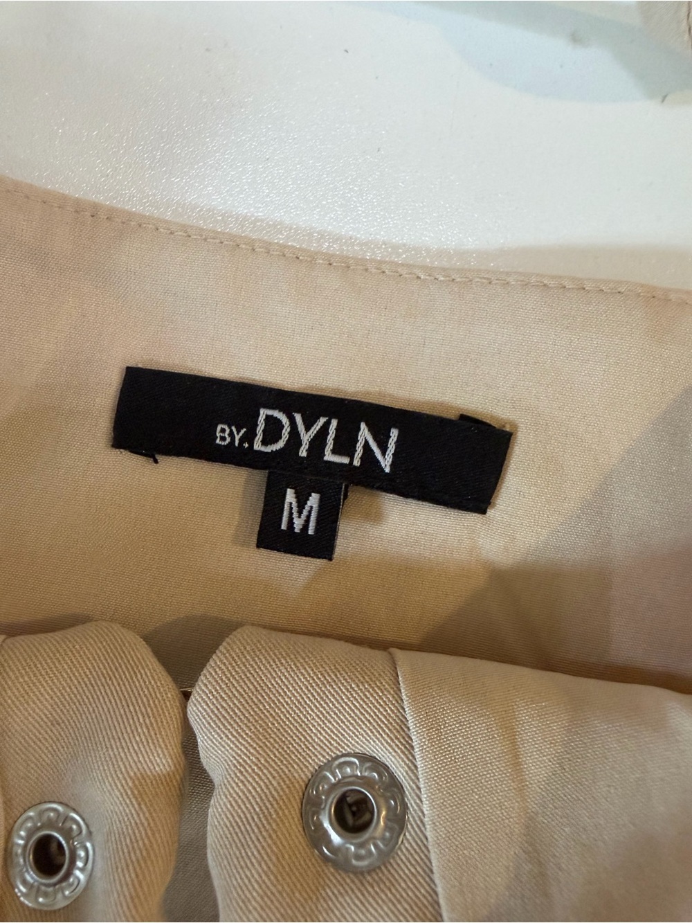 BY.DYLN Ren Top Sand Size Medium - Picture 11 of 11
